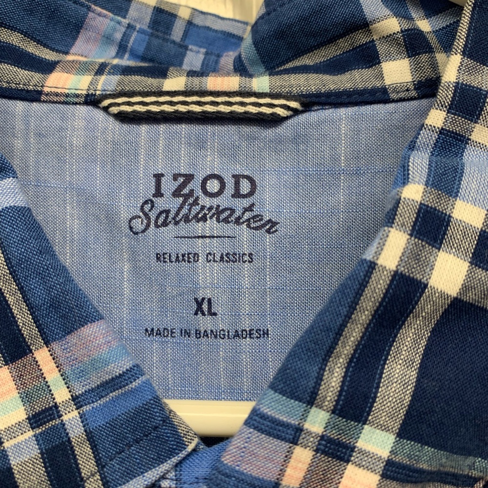 Shirt - Picture 3 of 6